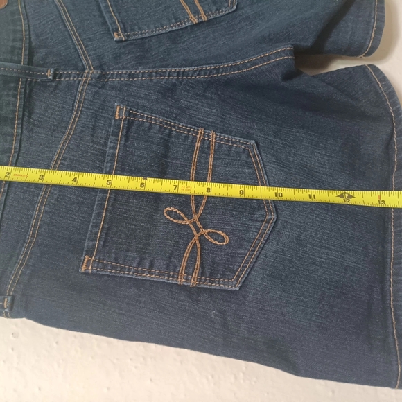 Blue Skorts with Denim Look and Classic Stitching - Picture 3 of 5